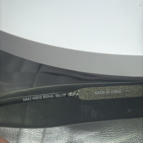 (Z6) Marc Jacobs Carey Square cat-eye sunglasses for women, with case456/S BOIHA - Picture 13 of 13